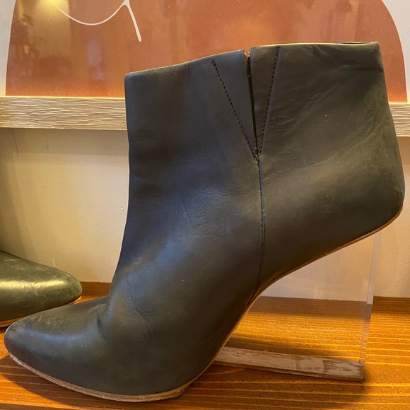 Maison Martin Margiela for H&M transparent leather booties BRAND NEW - Picture 4 of 8
